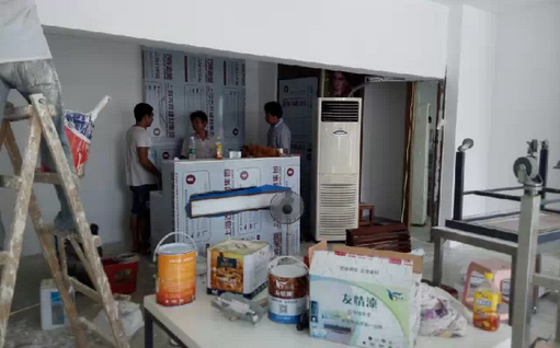 友情低碳環(huán)保漆施工現(xiàn)場(chǎng)【油漆品牌代理招商加盟】