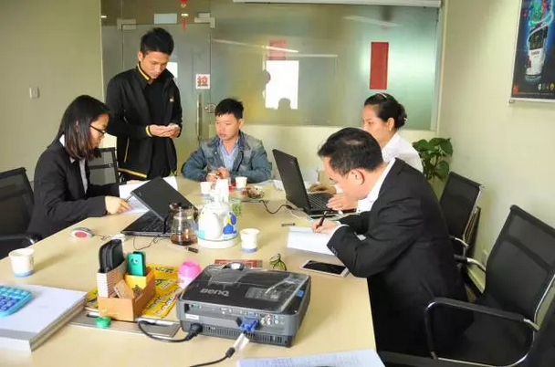 汕尾客戶(hù)簽約友情漆