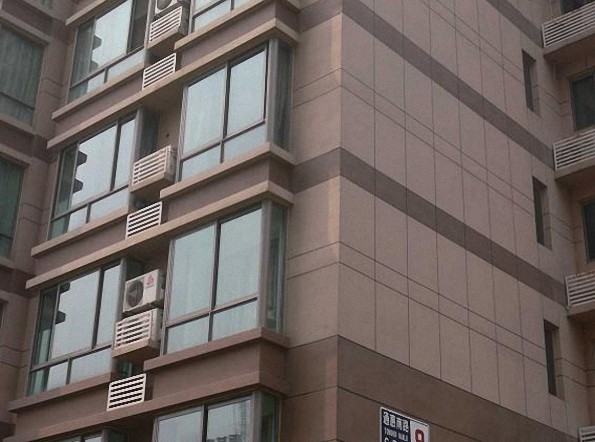 真石漆應(yīng)用中的常見問題及預(yù)防措施