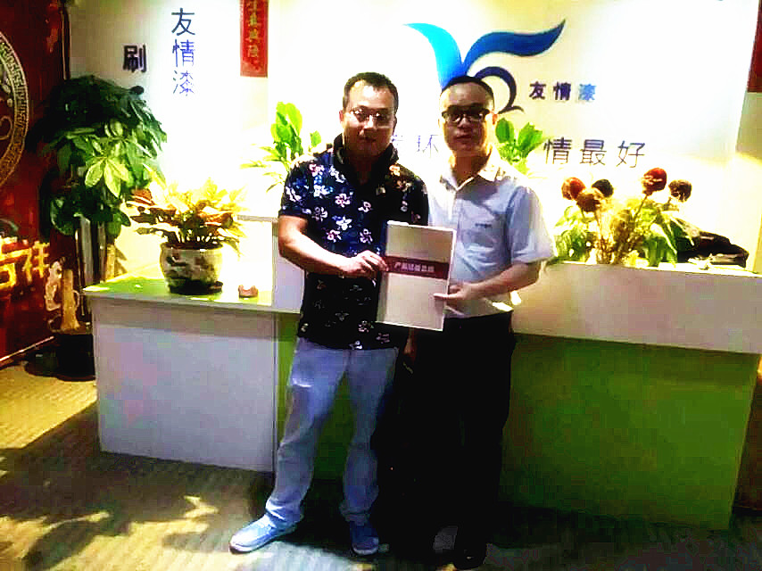 轉(zhuǎn)型做家裝，從加盟油漆代理開始