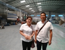 因?yàn)樾湃?所以合作